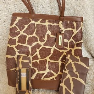 Bueno Rattan Giraffe Print Tote